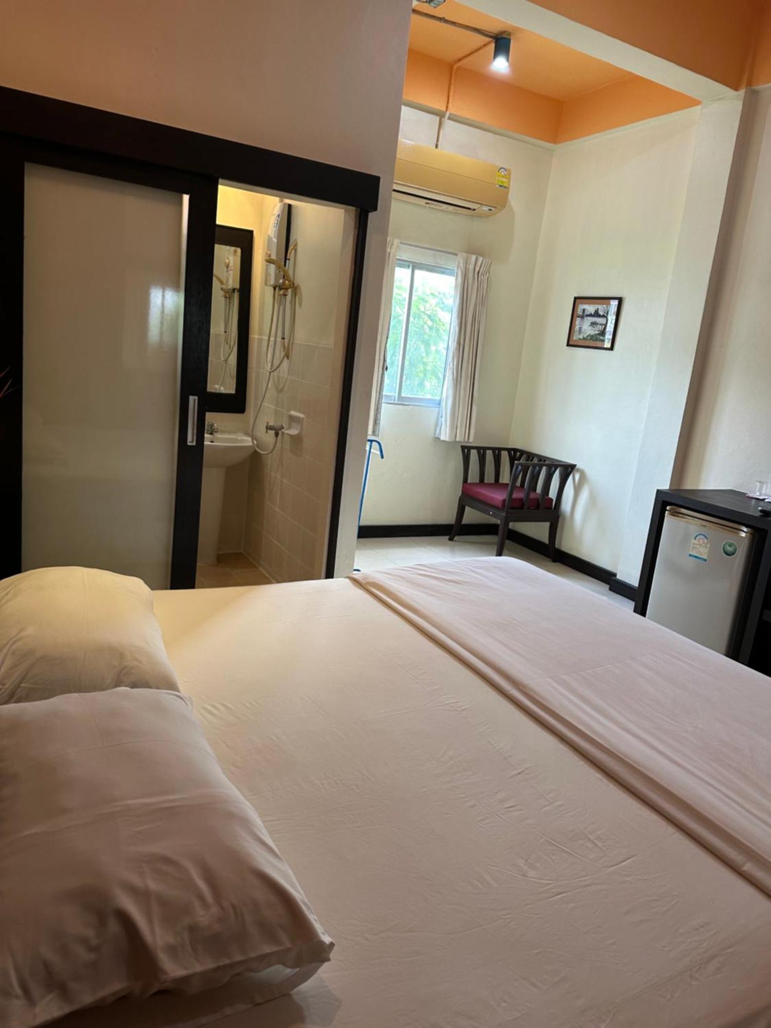 Cozy Place Patong Exterior photo